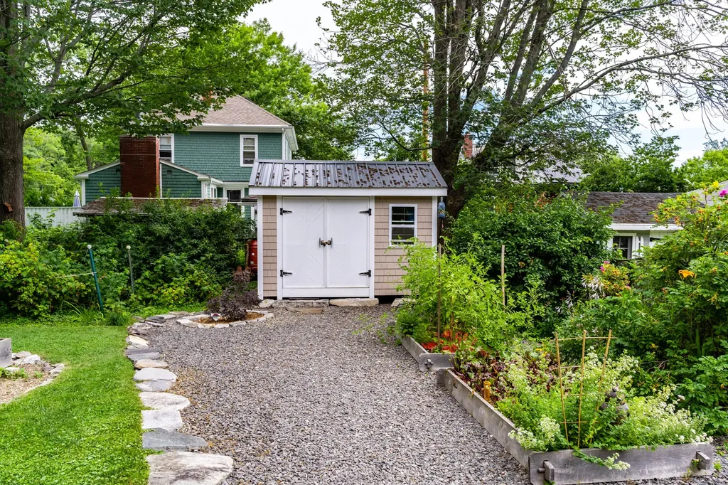 77 Torrey Street Portland ME 04103