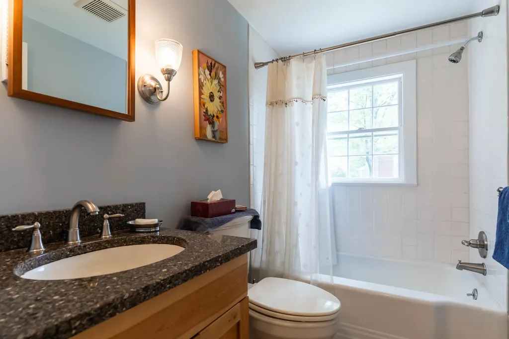 77 Torrey Street Portland ME 04103