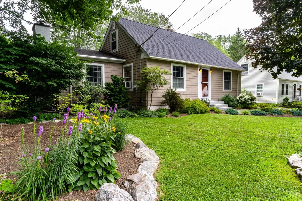 77 Torrey Street Portland ME 04103