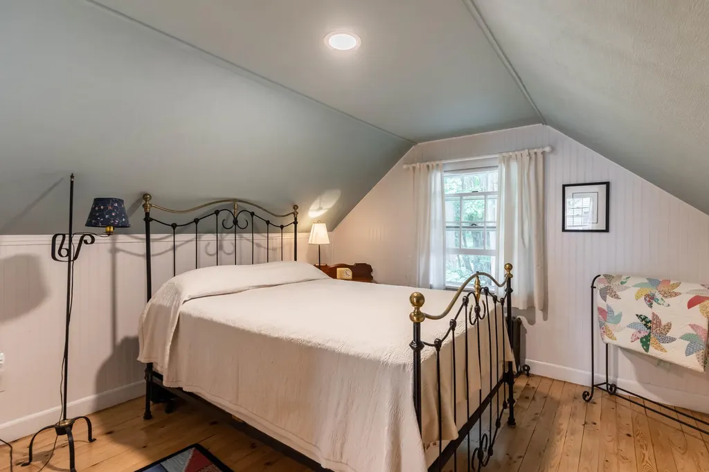 77 Torrey Street Portland ME 04103