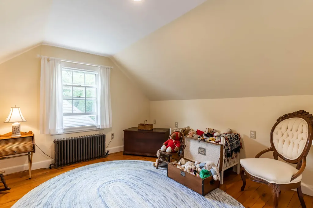 77 Torrey Street Portland ME 04103