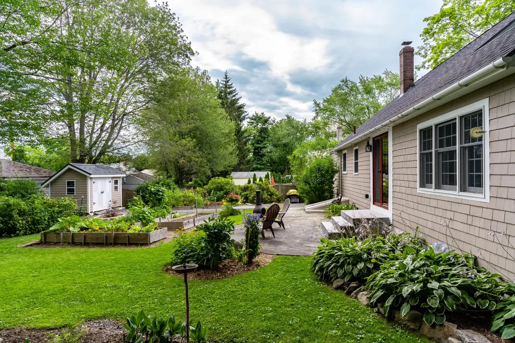 77 Torrey Street Portland ME 04103