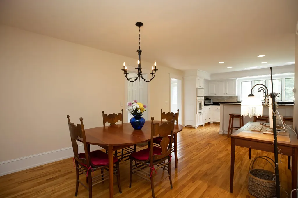 11 Hillside Road Brunswick ME 04011