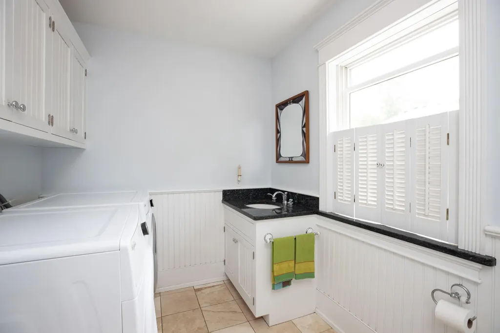 11 Hillside Road Brunswick ME 04011