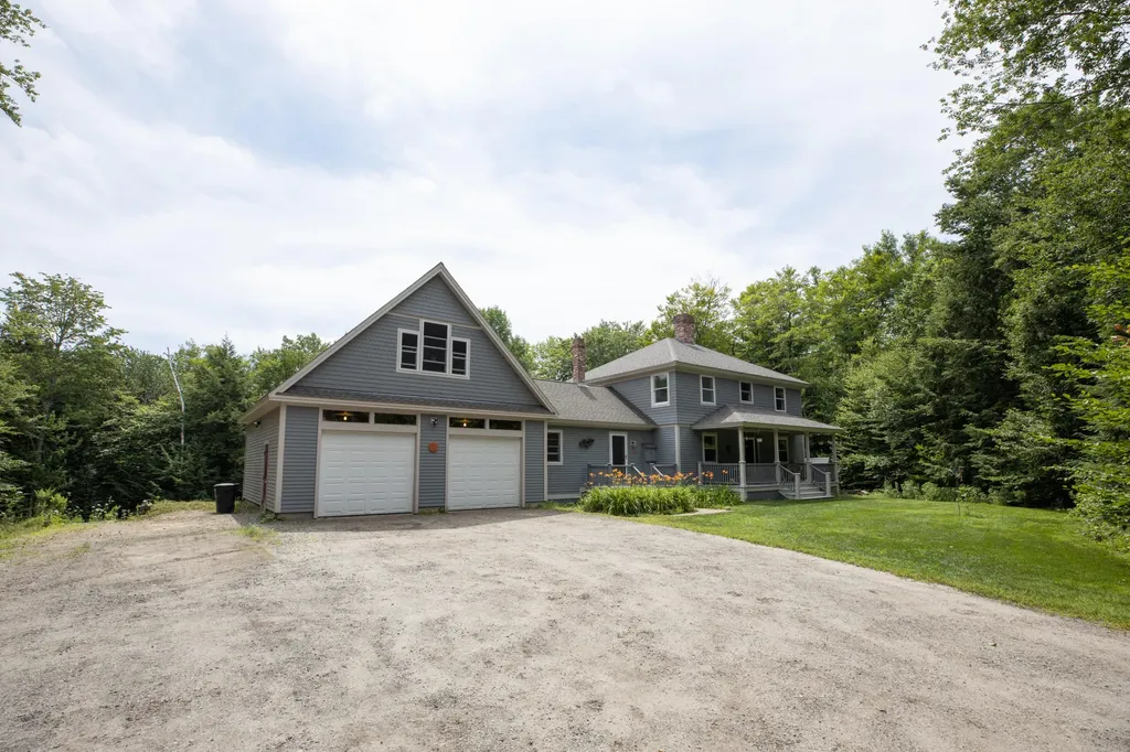 11 Hillside Road Brunswick ME 04011