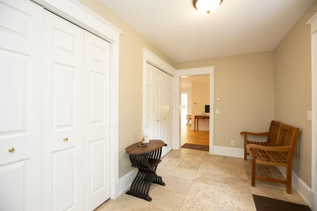 11 Hillside Road Brunswick ME 04011