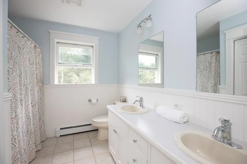 11 Hillside Road Brunswick ME 04011