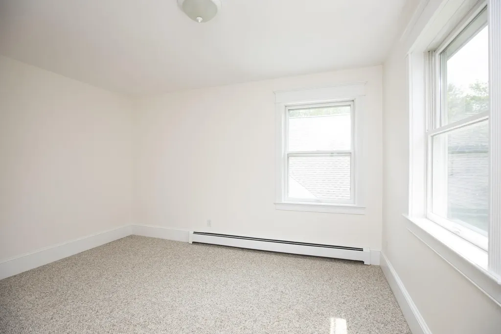 11 Hillside Road Brunswick ME 04011