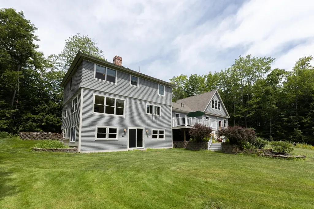 11 Hillside Road Brunswick ME 04011