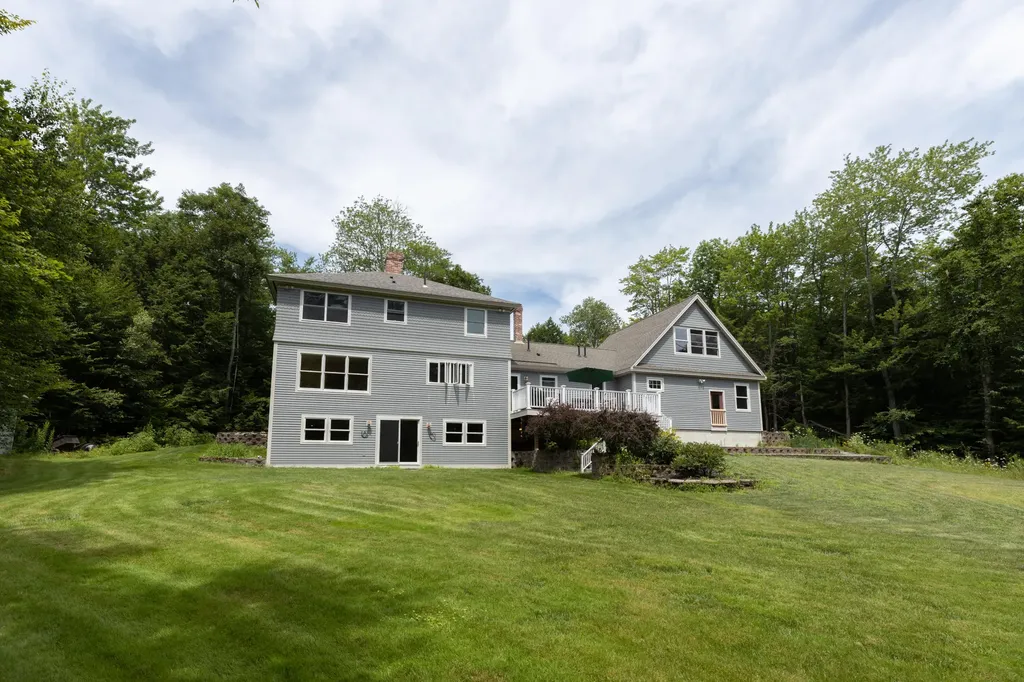 11 Hillside Road Brunswick ME 04011