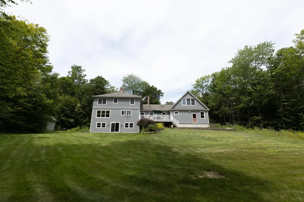 11 Hillside Road Brunswick ME 04011