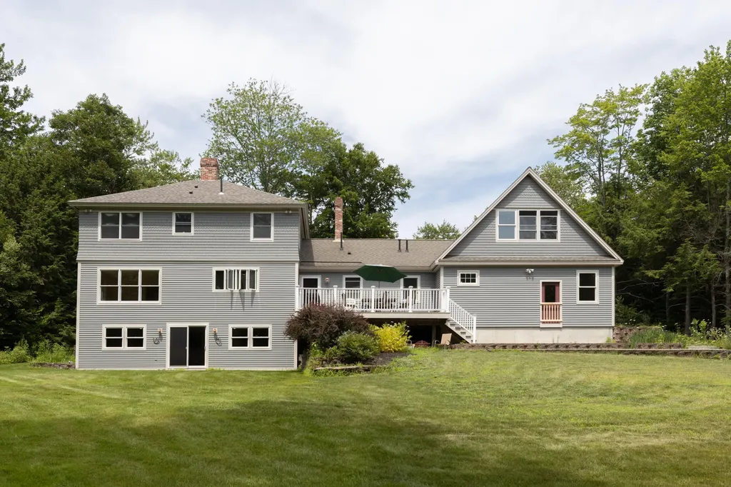 11 Hillside Road Brunswick ME 04011