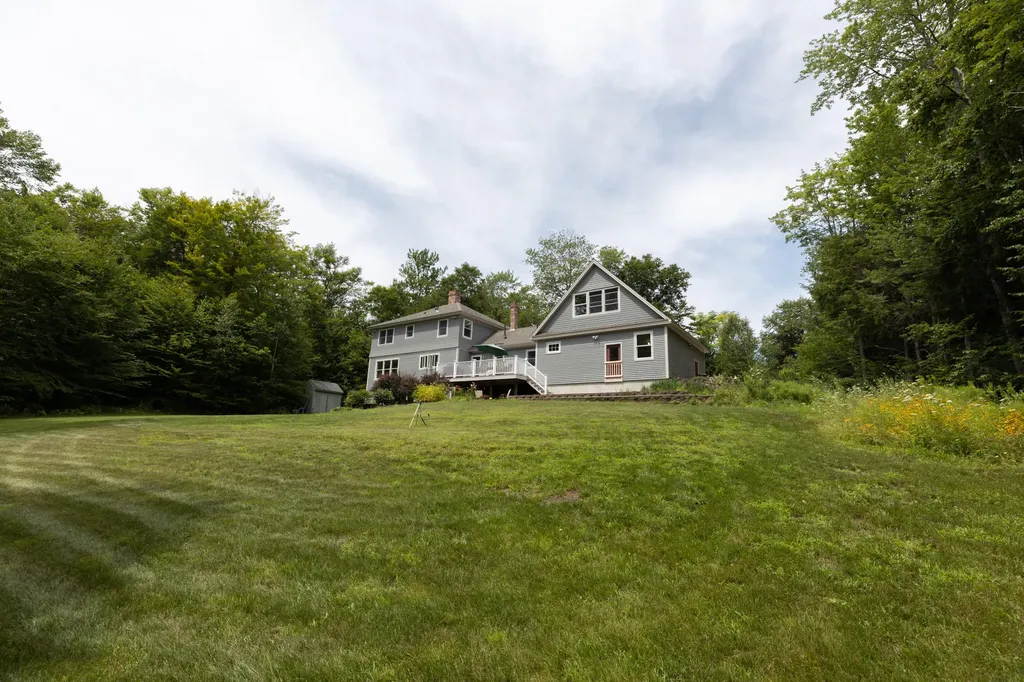11 Hillside Road Brunswick ME 04011