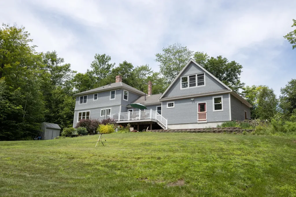 11 Hillside Road Brunswick ME 04011