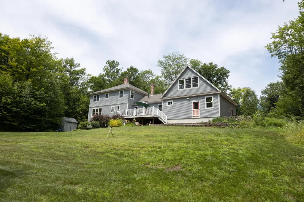 11 Hillside Road Brunswick ME 04011