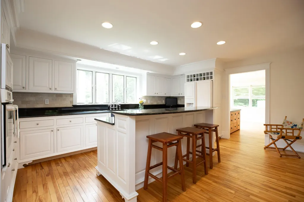 11 Hillside Road Brunswick ME 04011