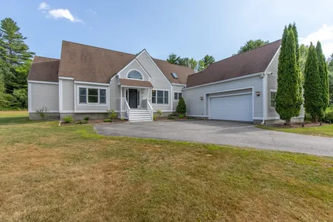 17 Green Trees Drive Gorham ME 04038