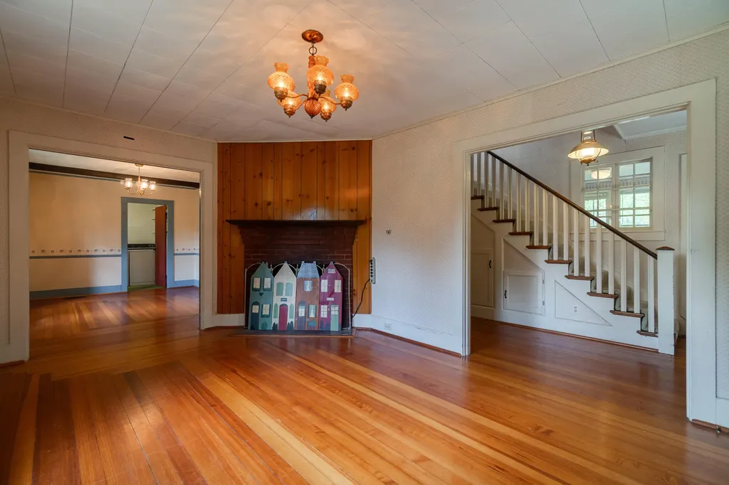 44 Ingraham Drive Owls Head ME 04854