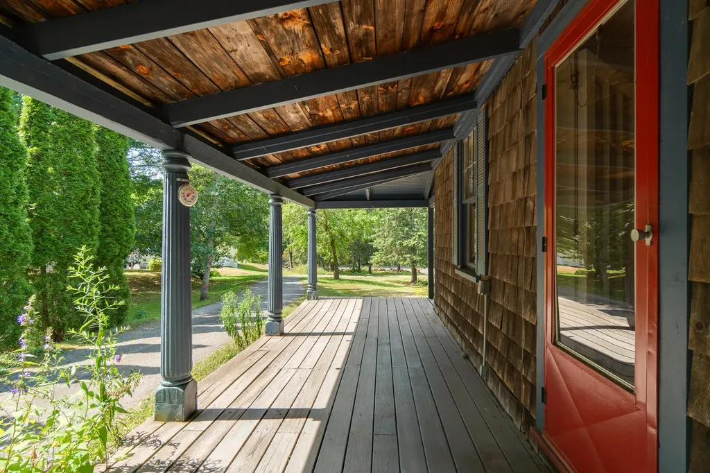 44 Ingraham Drive Owls Head ME 04854
