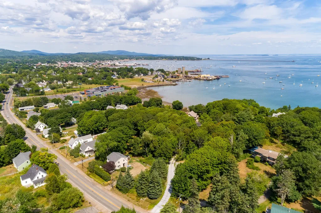 44 Ingraham Drive Owls Head ME 04854