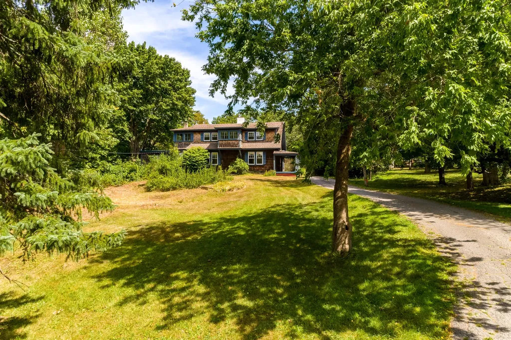 44 Ingraham Drive Owls Head ME 04854