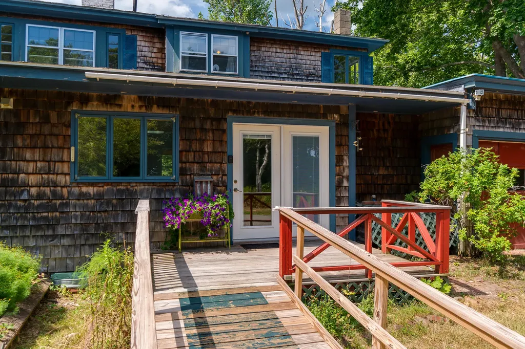 44 Ingraham Drive Owls Head ME 04854