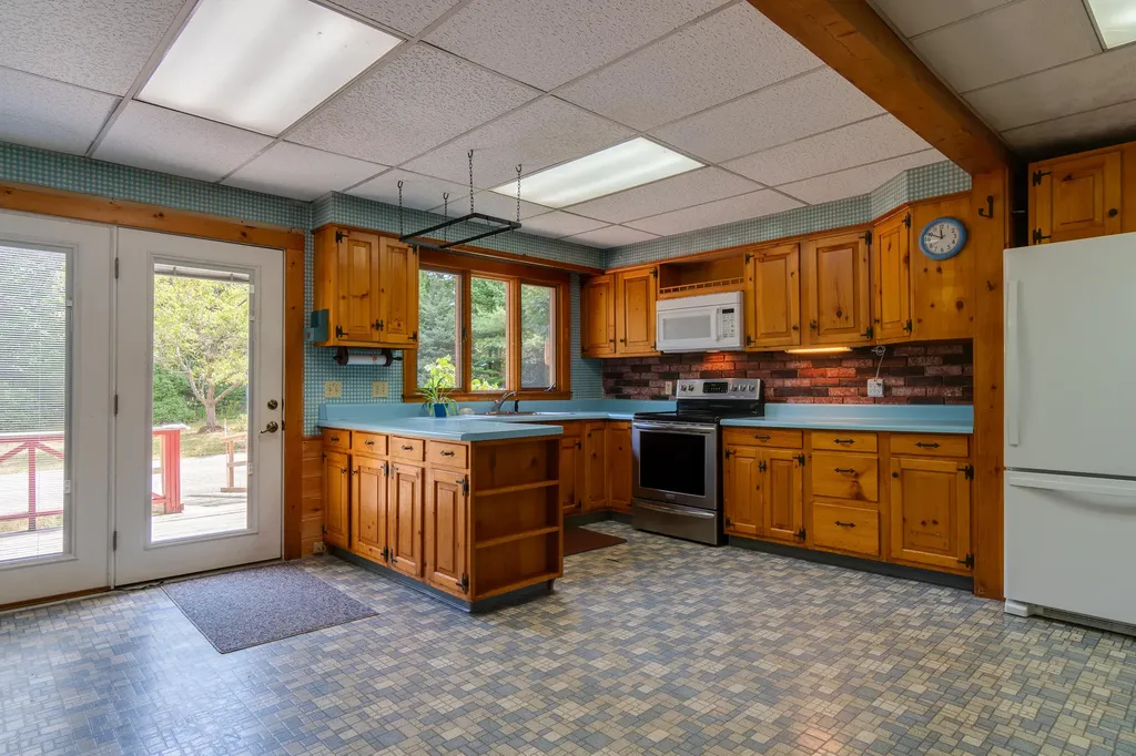 44 Ingraham Drive Owls Head ME 04854