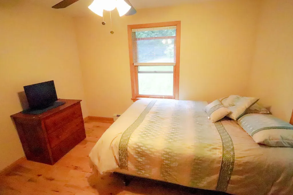 18 Green Road Waterford ME 04088