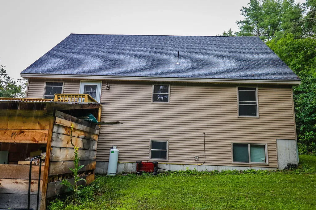 18 Green Road Waterford ME 04088