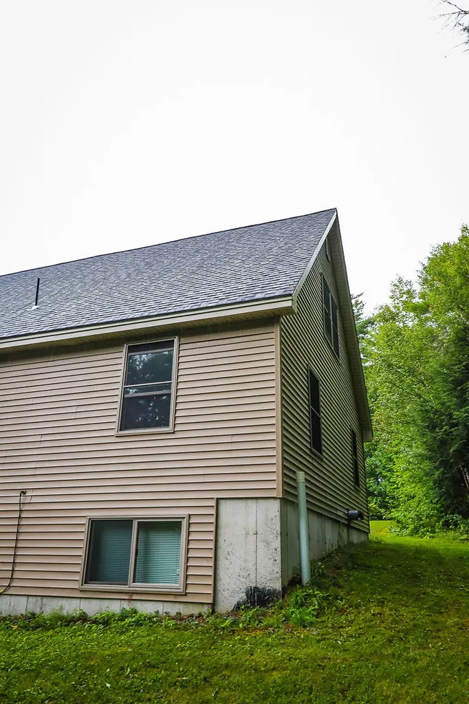 18 Green Road Waterford ME 04088