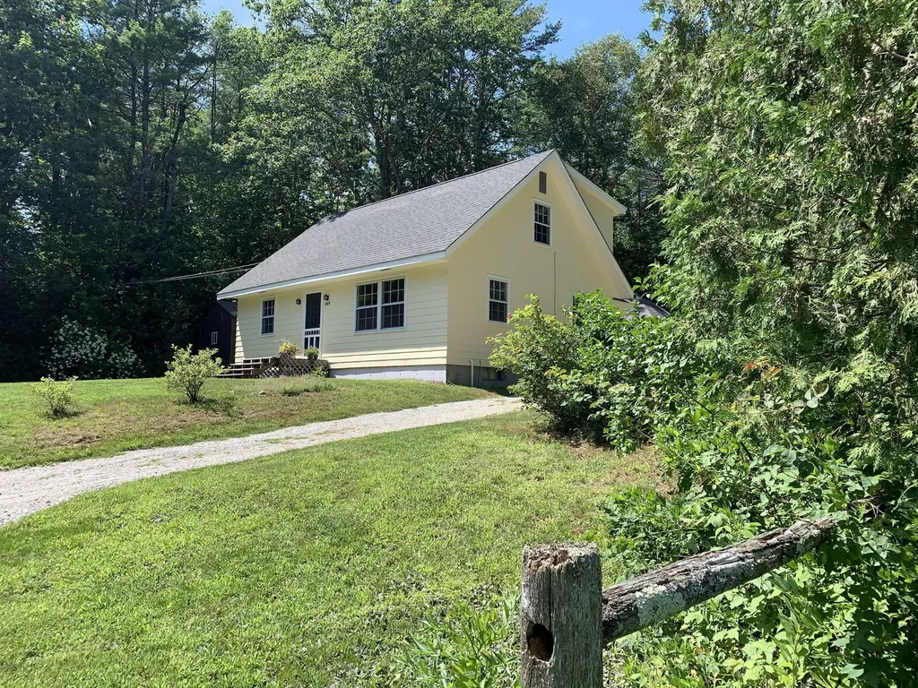 449 Davis Road Durham ME 04222