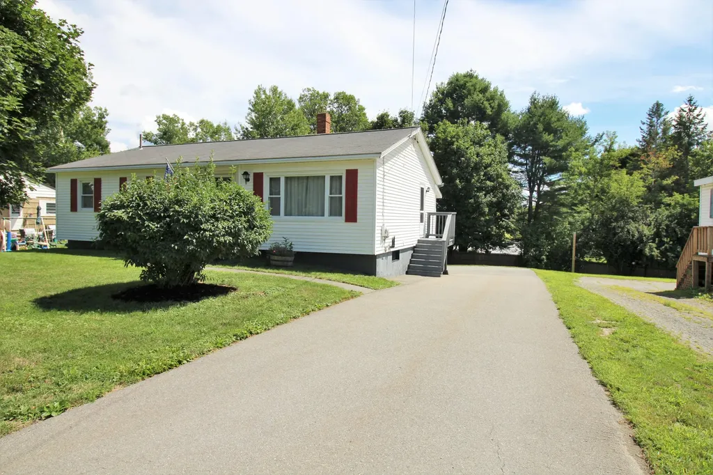 341 Main Road N Hampden ME 04444