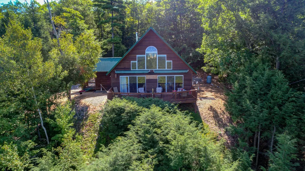 1601 New Vineyard Road New Vineyard ME 04956