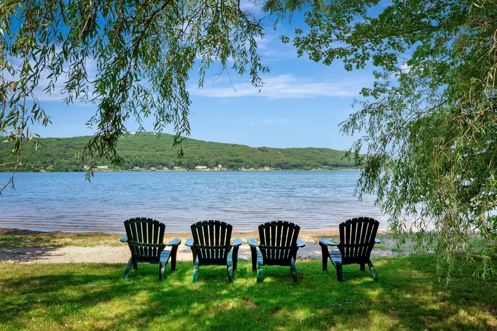 40 And 43 Barter Road Rockland ME 04841