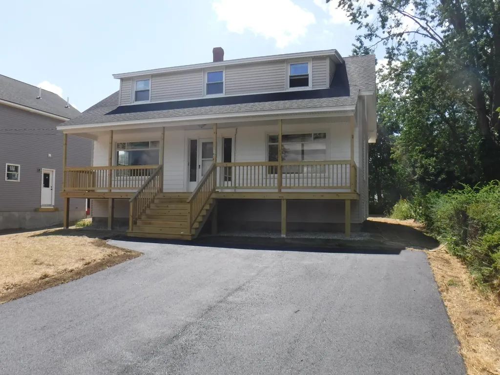 128 Myrtle Street Westbrook ME 04092