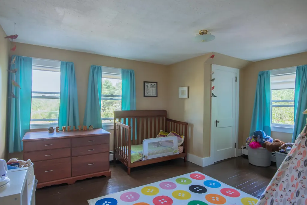 1786 Essex Street Bangor ME 04401