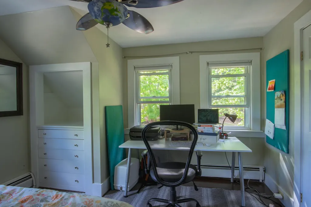1786 Essex Street Bangor ME 04401