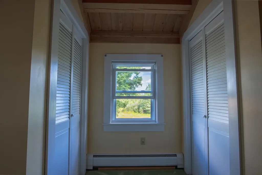1786 Essex Street Bangor ME 04401