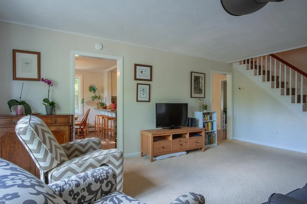 1786 Essex Street Bangor ME 04401