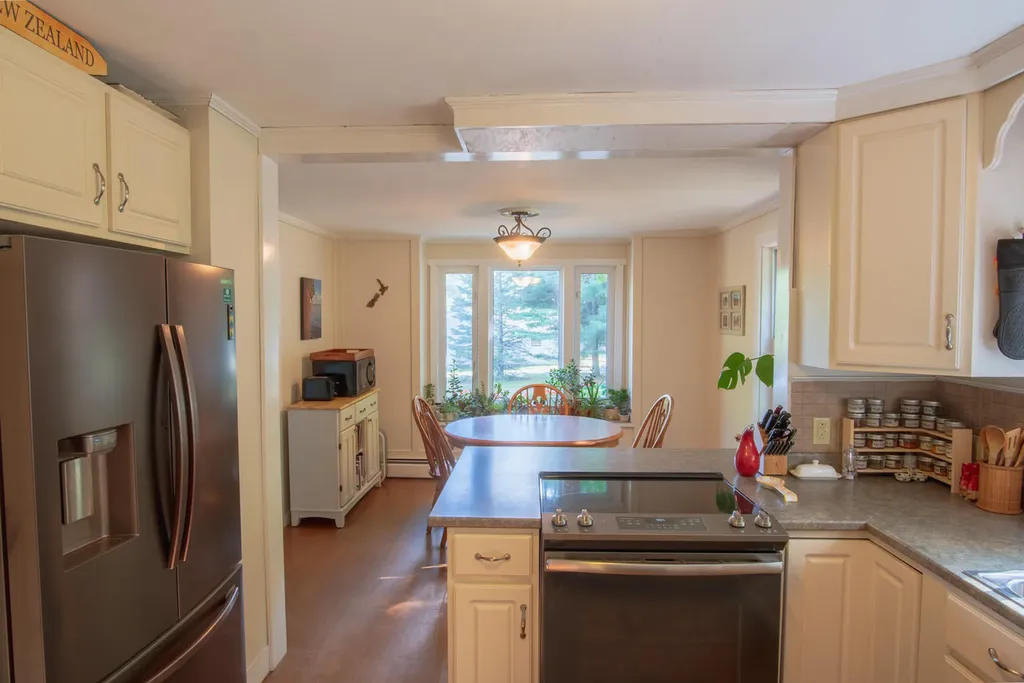 1786 Essex Street Bangor ME 04401