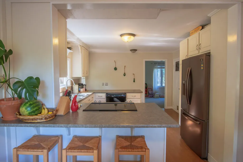 1786 Essex Street Bangor ME 04401