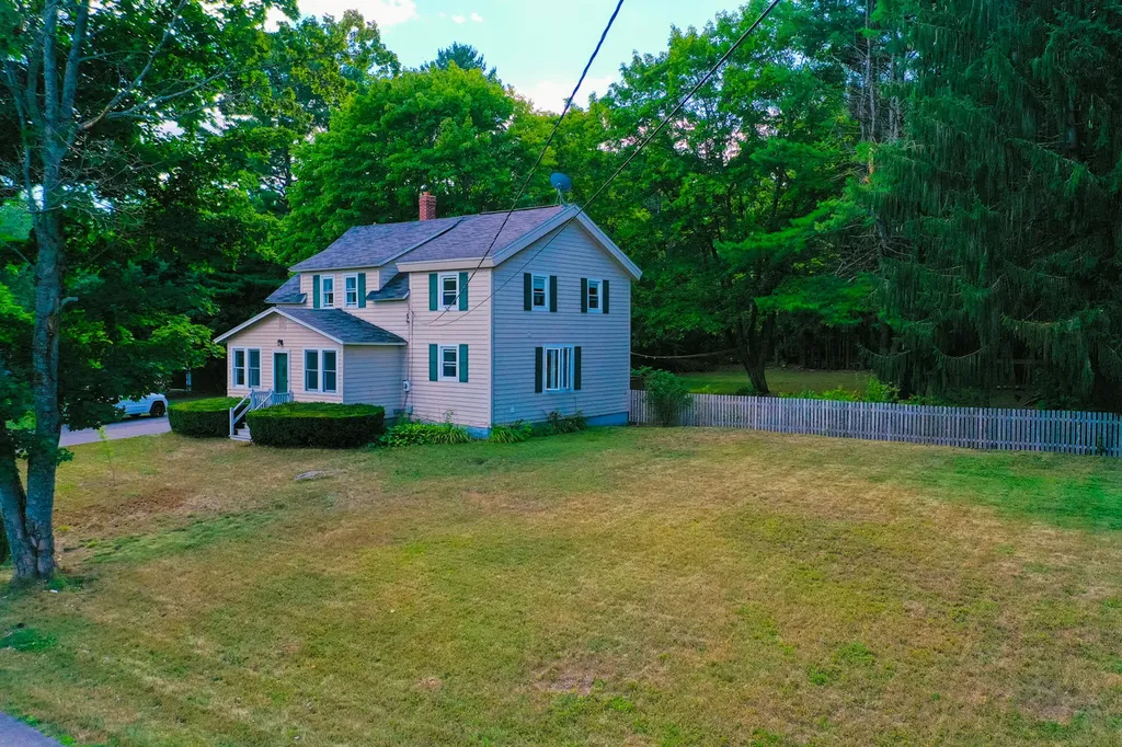 1786 Essex Street Bangor ME 04401