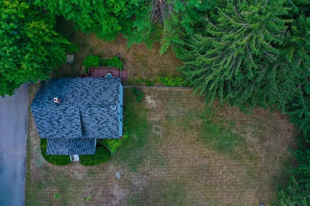 1786 Essex Street Bangor ME 04401