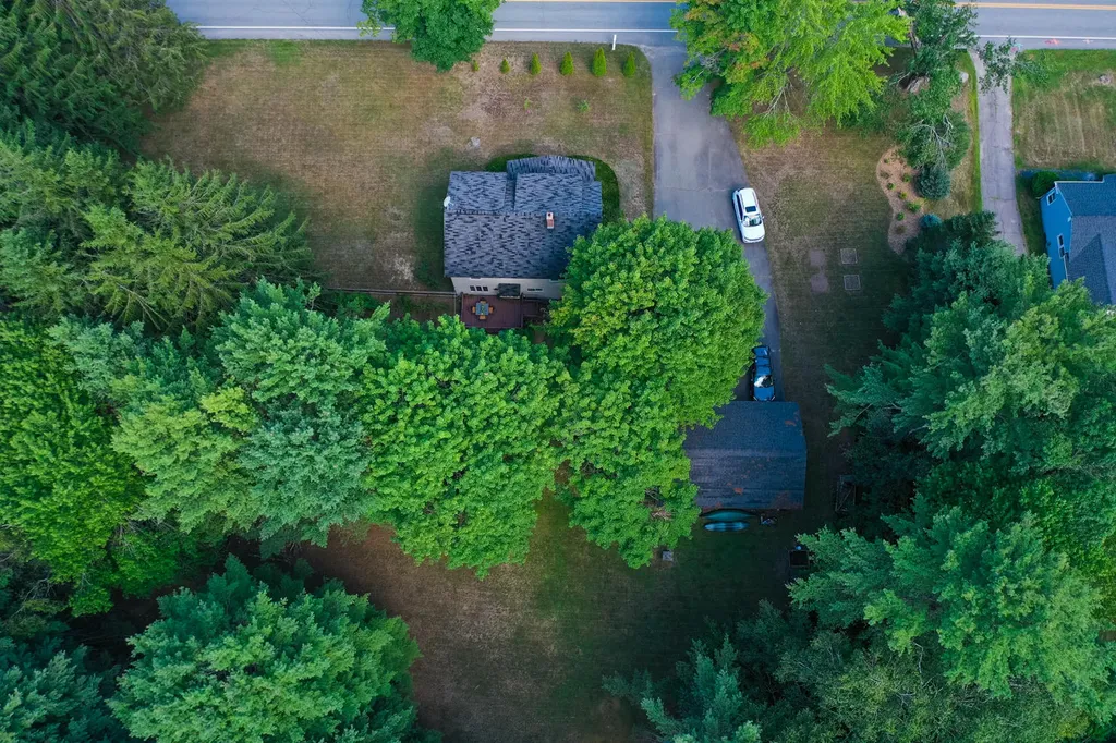 1786 Essex Street Bangor ME 04401