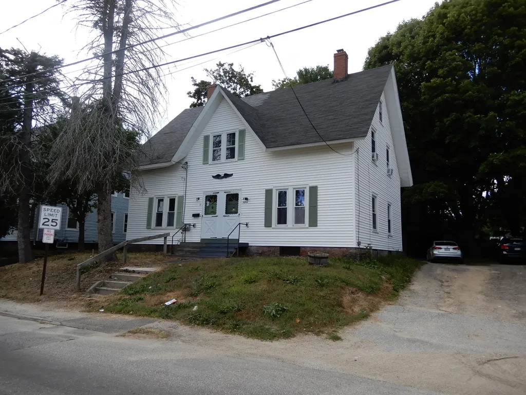 15 Brown Street Westbrook ME 04092