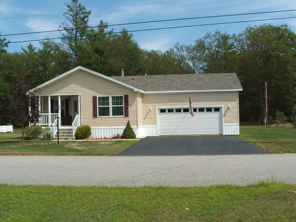 50 Candlewood Drive Lyman ME 04002