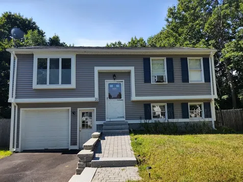 20 Regan Lane Portland ME 04103