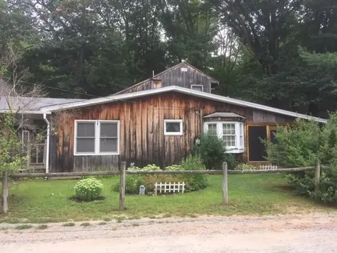 28 Ricker Lane Waterboro ME 04087
