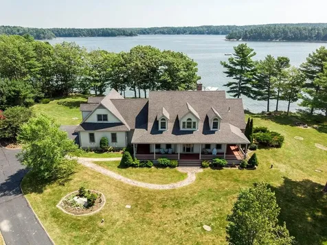 15 Aucocisco Lane Harpswell ME 04079