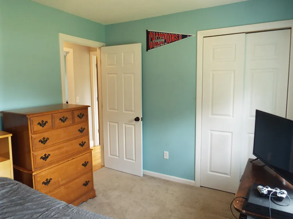 114 Mayo Road Hampden ME 04444